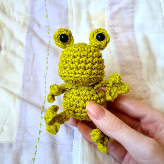 Little Crochet Frog Pattern